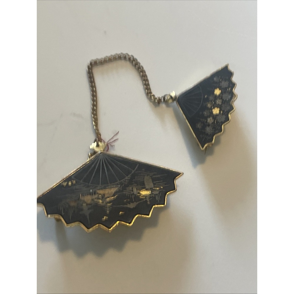 Vintage 1950s Japanese Damascene K24 Gold Inlay Fan Sweater Guard Clip Brooch